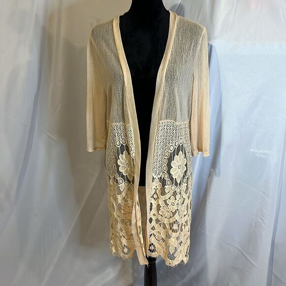 FORGOTTEN GRACE Sheer Lace Kimono Coverup Size M - Picture 4 of 8